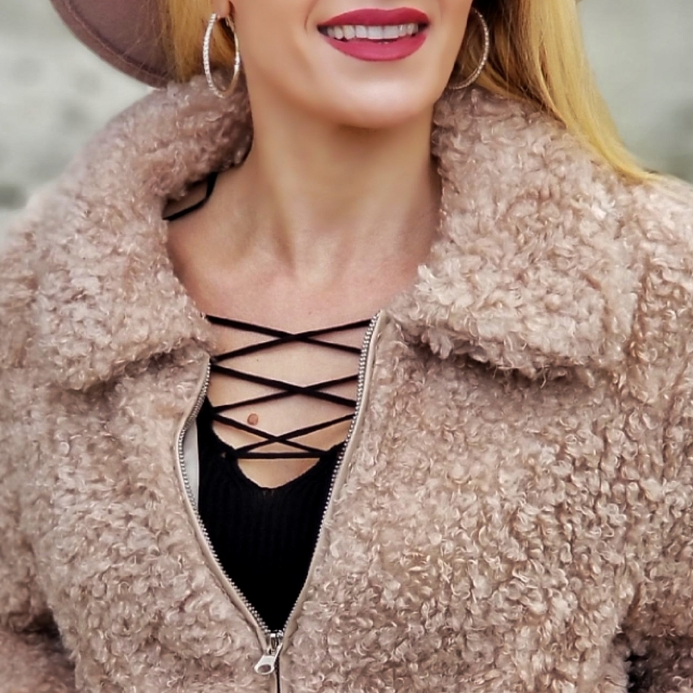 ACADIA Faux Shearling Fur Coat - Tan - Picture 4 of 5